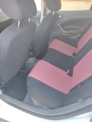 vand Seat Ibiza 2010-benzina 1,2 - imagine 9 vand Seat Ibiza 2010-benzina 1,2 - imagine 9