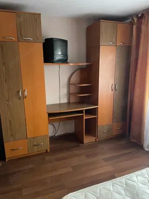 Vând apartament Filiași