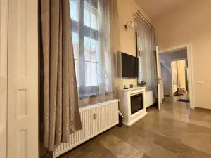 Apartament ultracentral complet renovat – 100 m de Piata Unirii, Oradea - imagine 3