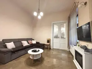 Apartament ultracentral complet renovat – 100 m de Piata Unirii, Oradea - imagine 4