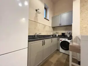 Apartament ultracentral complet renovat – 100 m de Piata Unirii, Oradea - imagine 8