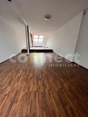 Spatiu de inchiriat-180 mp ,ultracentral,Piata Unirii