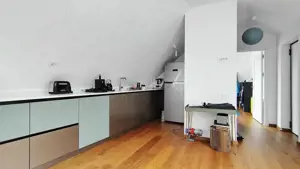 Central - Strada Lunga - imagine 2