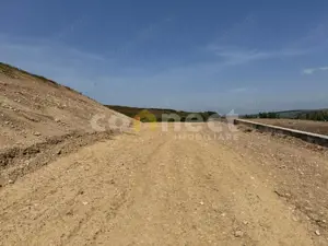 Teren 455mp Sub Coasta / Strada Principala - imagine 3