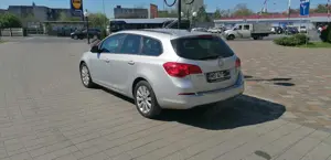 Vând Opel astra j 1.7 cdti 131 cp 2013  - imagine 3 Vând Opel astra j 1.7 cdti 131 cp 2013  - imagine 3