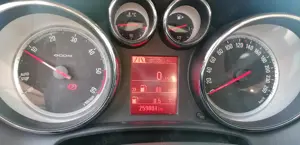 Vând Opel astra j 1.7 cdti 131 cp 2013  - imagine 6 Vând Opel astra j 1.7 cdti 131 cp 2013  - imagine 6