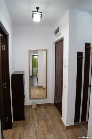 Regim hotelier in centru, cazare , apartament 2 camere la parter, vis a vi de Mc Donalds - imagine 7 Regim hotelier in centru, cazare , apartament 2 camere la parter, vis a vi de Mc Donalds - imagine 7