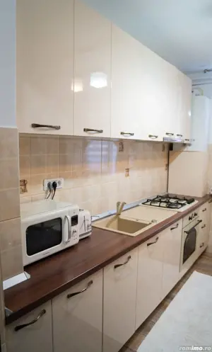 Regim hotelier in centru, cazare , apartament 2 camere la parter, vis a vi de Mc Donalds - imagine 9 Regim hotelier in centru, cazare , apartament 2 camere la parter, vis a vi de Mc Donalds - imagine 9