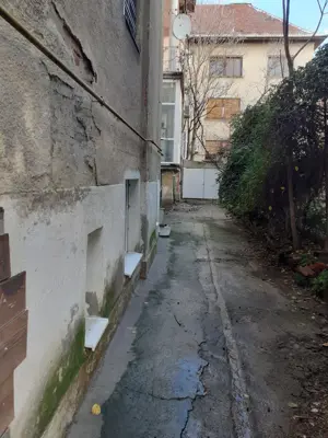 Inchiriez garaj