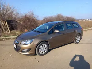 De vânzare Opel astra j an 2013 - imagine 5 De vânzare Opel astra j an 2013 - imagine 5