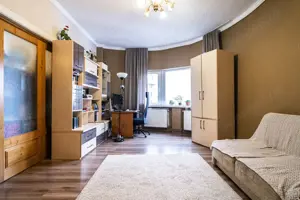 Ultracentral - Cismigiu, 4 camere, renovat, centrala proprie, 2 boxe - imagine 2