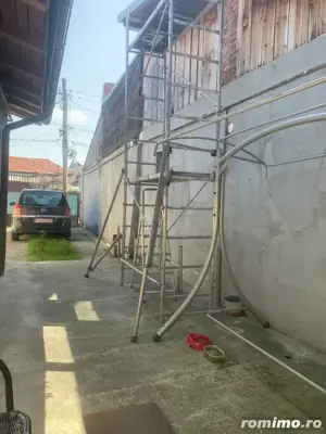 se vinde ptr interesati constructii interioare fatade 