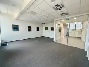 AA 986 De închiriat spațiu pentru birouri în Tg Mureș - Semicentral - imagine 5