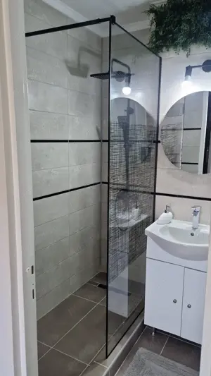 Garsoniera în regim hotelier - imagine 6