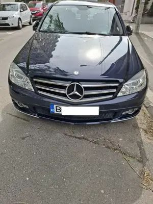 Vand Mercedes Benz CDI 220 w204 , 170 cai. Avantgarde .Automat an 2007