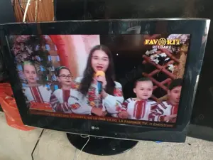 Dezmembrez tv LG 32ld420 - imagine 3