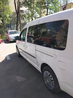 vw caddy maxi 7 locuri - imagine 4