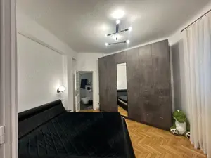 PIATA UNIRII 3 camere 4 S+P+4+M renovat LIBER - imagine 12