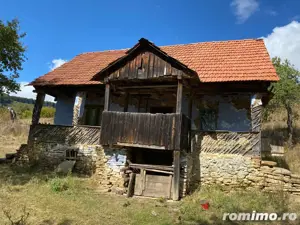 Vand Casă Tradițională cu Șură - imagine 3 Vand Casă Tradițională cu Șură - imagine 3