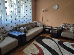 Vând set canapea extensibila și 2 fotolii