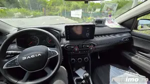 Angajez Sofer Taxi pe Logan 2025