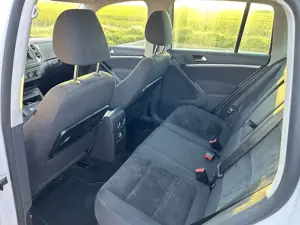 Volkswagen Tiguan 1.4 TSI 160 CP, Euro 5, Trapa, Cameră - imagine 12