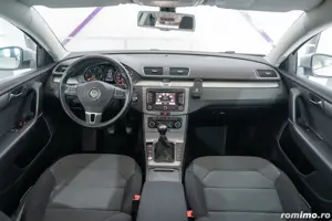 Passat  2011  Navigație  Climatronic  Recent adus  - imagine 2