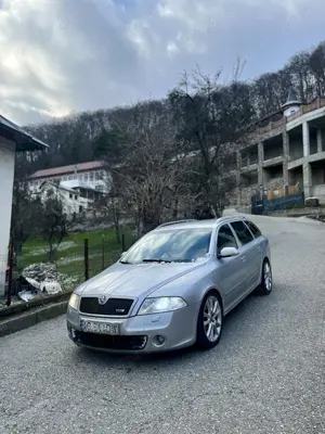 Skoda Octavia vRS 2.0 TDI 170CP BMN Webasto Xenon Jante 18 Full Service - imagine 5