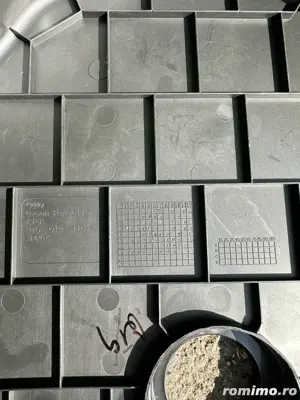 Capac si suport baterie Audi A4 B8.5 - imagine 2