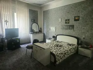 4 cam centr proprie ETAJ 1 zona Centrala - imagine 9