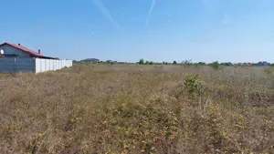 Vand teren 9500 mp - locuri de casa comuna Dragomiresti-Vale sat Zurbaua (parcele intravilan) 