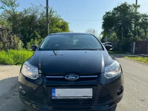 Ford Focus 2014 Hatchback 1.6 EcoBoost (150 CP) - imagine 5