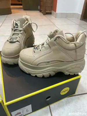 Sneakersi bej talpa inalta,noi,mar 39,Buffalo