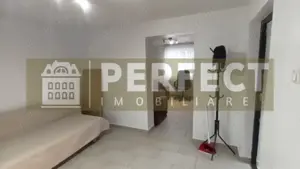 Casa la 10 km de Ploiesti la doar   65.000 euro - imagine 4