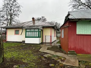 Casa batraneasca cu anexe si teren in Viisoara, intravilan - imagine 5