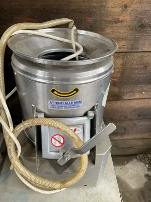 Vând Echipamente Profesionale HORECA   Second-Hand în Stare Bună