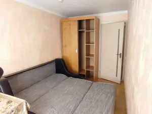 De vanzare garsoniera in zona Calea Șagului