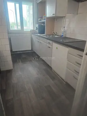 3 cam - zona Garii - imagine 5