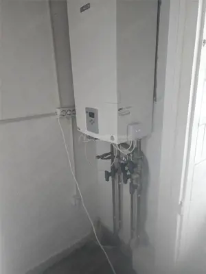 3 cam - zona Garii - imagine 8