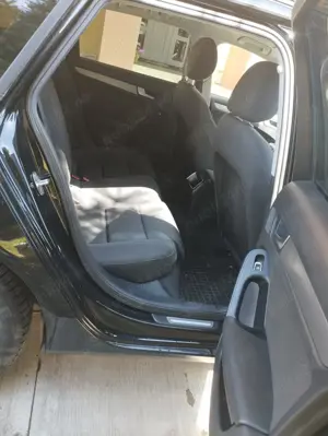 Vand AUDI A4 B8 Avant 2013 - imagine 6 Vand AUDI A4 B8 Avant 2013 - imagine 6