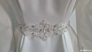 vând rochie de mireasa 