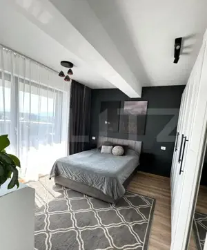 Apartament tip penthouse de vanzare, 2 camere, terasa, zona Coresi - imagine 2