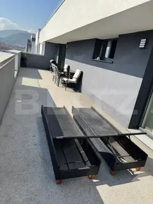 Apartament tip penthouse de vanzare, 2 camere, terasa, zona Coresi - imagine 10