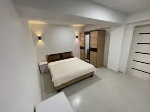 De vanzare apartament cu 3 camere  in zona Lipovei