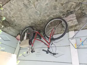 Vând bicicleta puțin folosita - imagine 3