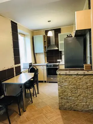 Ofer spre inchiriere garsoniera in zona Cotroceni