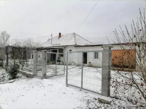 Blitz Arad va ofera spre vanzare casa superba in Loc. Varfurile Jud. Arad - imagine 3