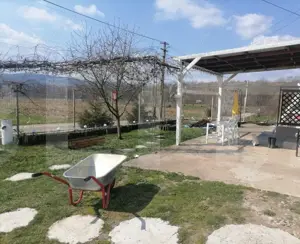 Blitz Arad va ofera spre vanzare casa superba in Loc. Varfurile Jud. Arad - imagine 2