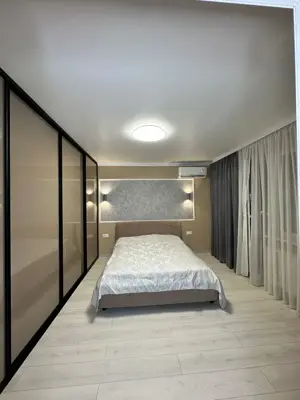 De vanzare apartament cu  2 camera in zona Calea Sagului