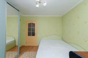 De vanzare apartament cu 2 camere in zona Soarelui